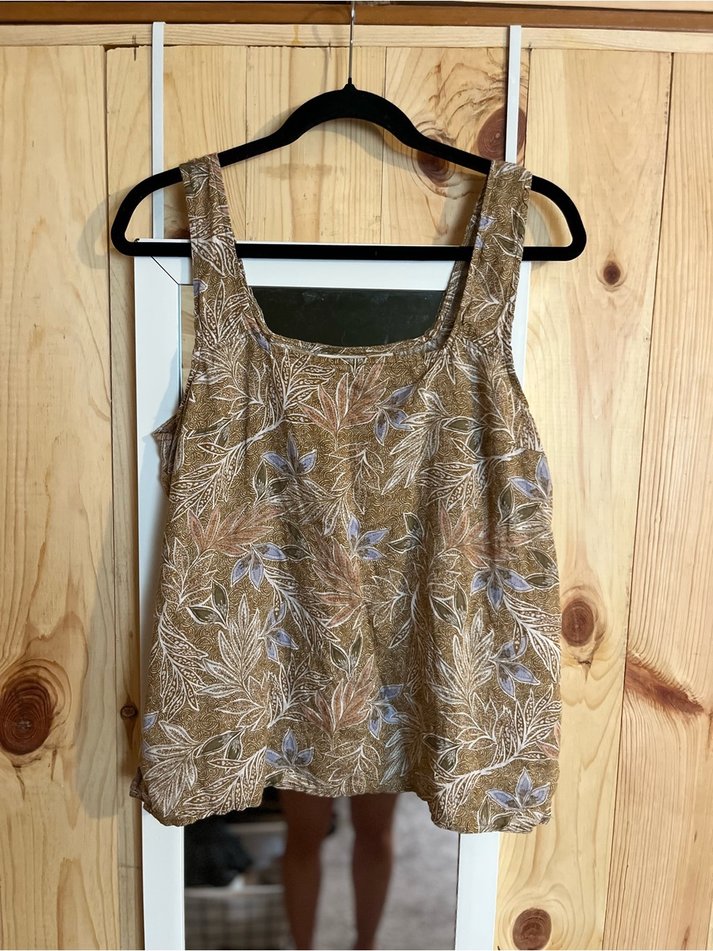 Cynthia Rowley 100% Linen Tan Floral Tank Top